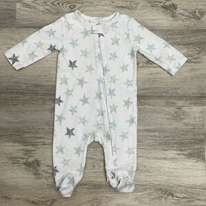 aden + anais White with Green & Blue Star Print Footed Onesie/Bodysuit Size 0-3M